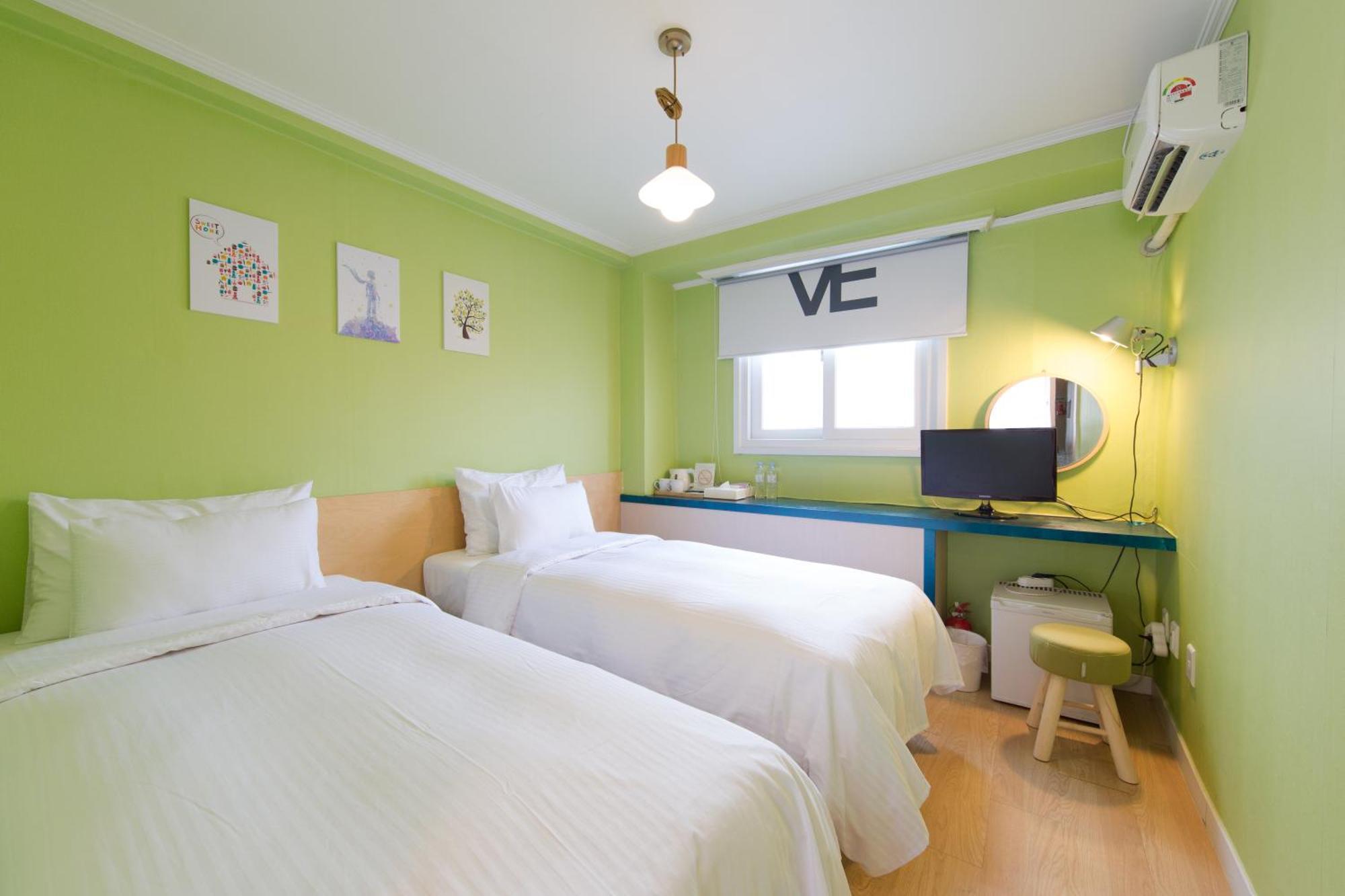 Travel Monster Hotel Seoul Bagian luar foto