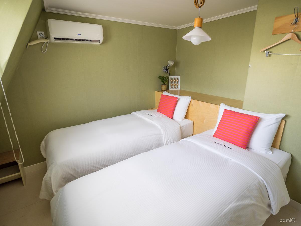 Travel Monster Hotel Seoul Bagian luar foto
